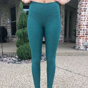 Outdoor Voices XS Green Leggings
